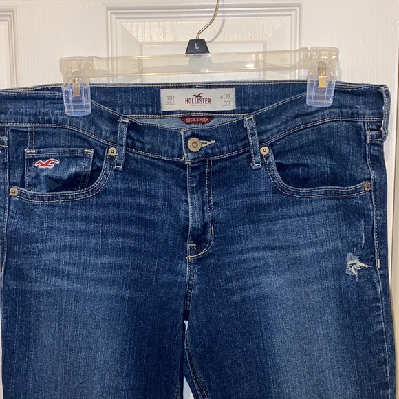 HOLLISTER - Picture 9 of 11